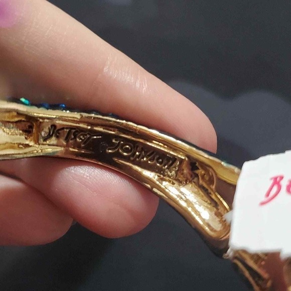 Betsey Johnson Mermaid Tail Bracelet Gold Tone‎ Blue Green Rhinestone Gemstone - Picture 7 of 7